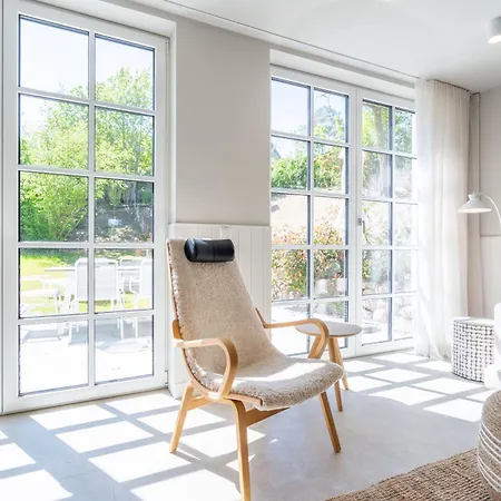 Semesterbostad Reetliebe *